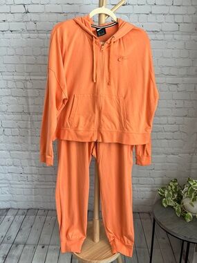 Nike Orange Full-Zip Hoodie and Jogger Set